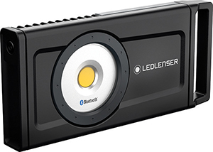 P90243: Faretto ricaricabile a LED; LED_LENSER